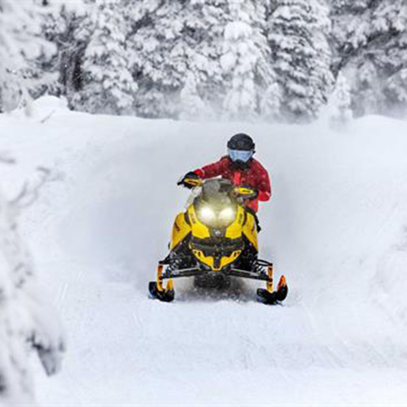 New 2023 SKI-DOO MXZ BLIZZARD 600R E-TEC ES ICE RIPPER XT Snowmobile - Image 2