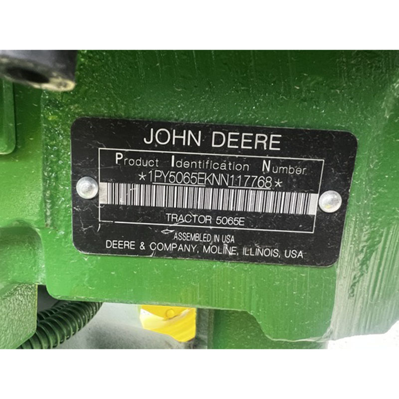 Used 2022 JOHN DEERE 5065E - Image 3