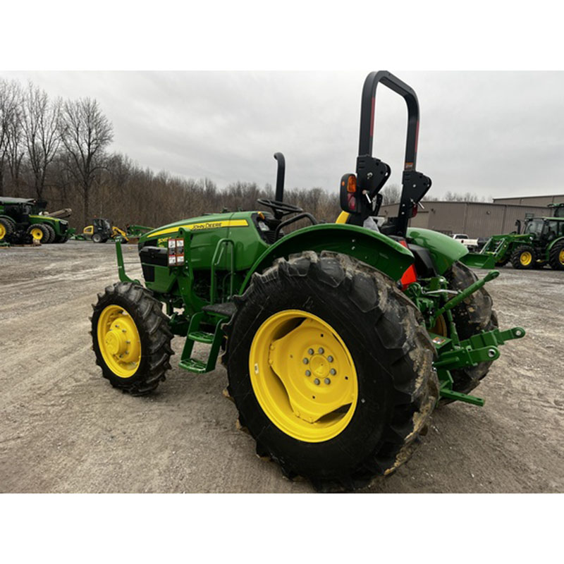 Used 2022 JOHN DEERE 5065E - Image 5
