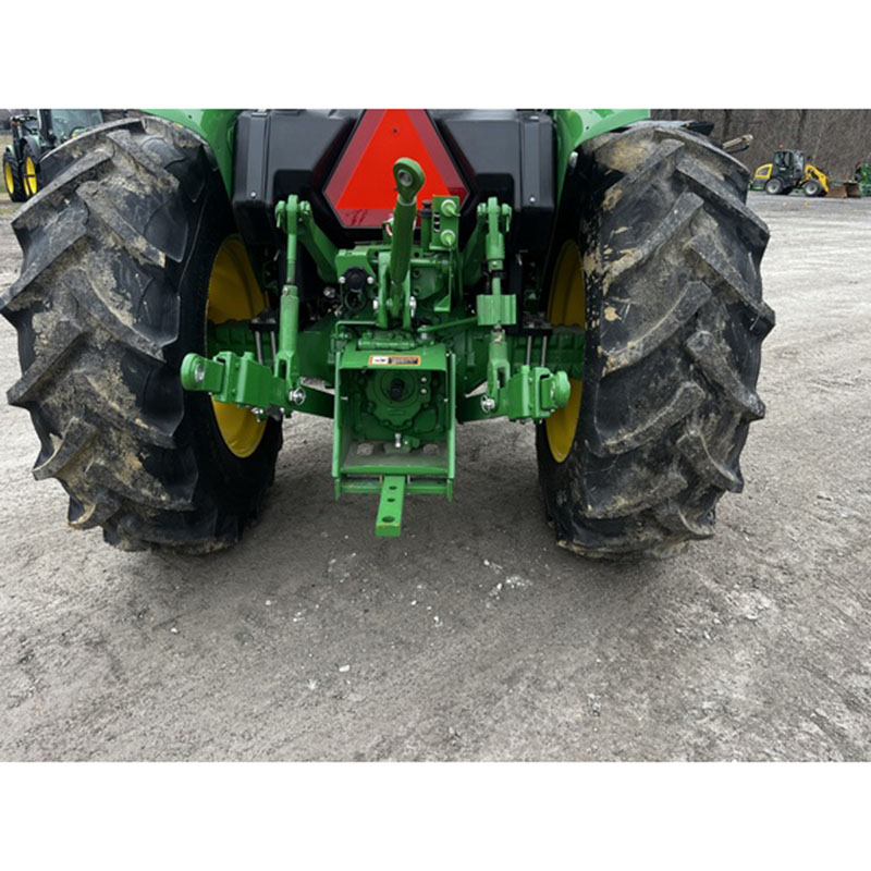 Used 2022 JOHN DEERE 5065E - Image 6