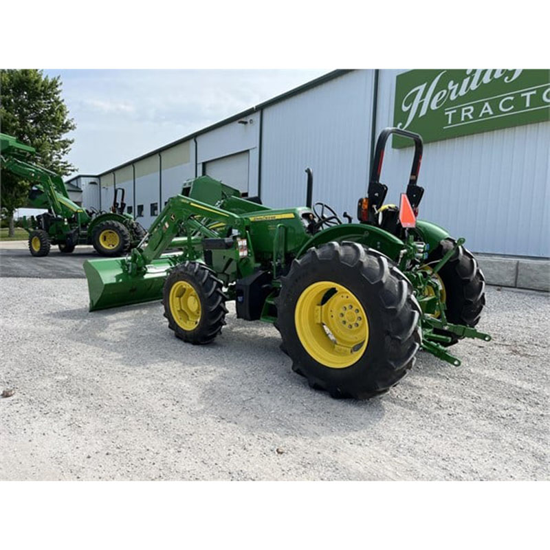 Used 2022 JOHN DEERE 5100E - Image 2